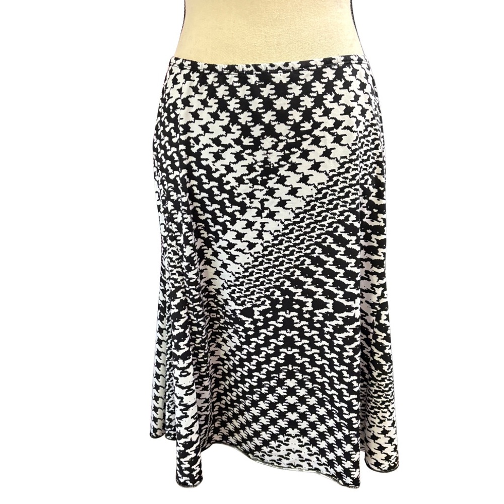 VINTAGE MADE IN USA PASSPORTS Black and White Women's Skirt